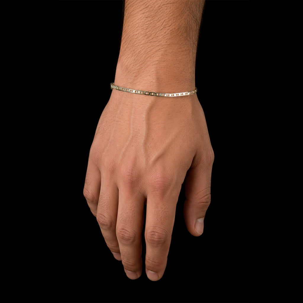 Pulsera Ancla Martillada 4mm Oro Sólido