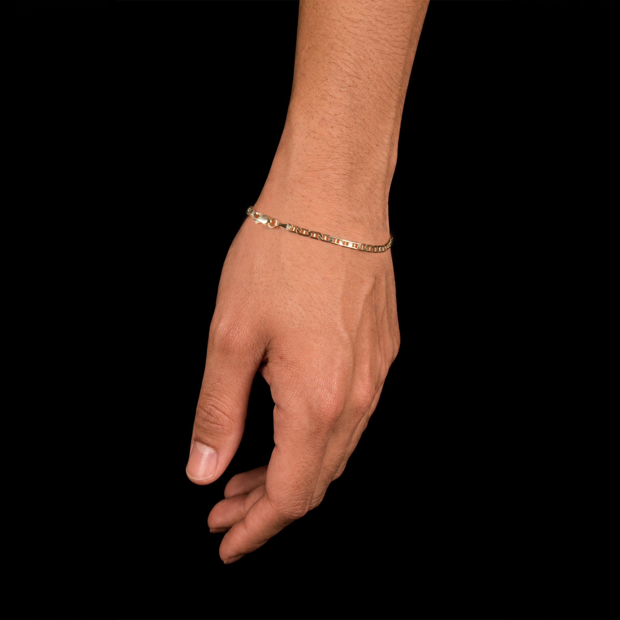 Pulsera Ancla Martillada 4mm Oro Sólido