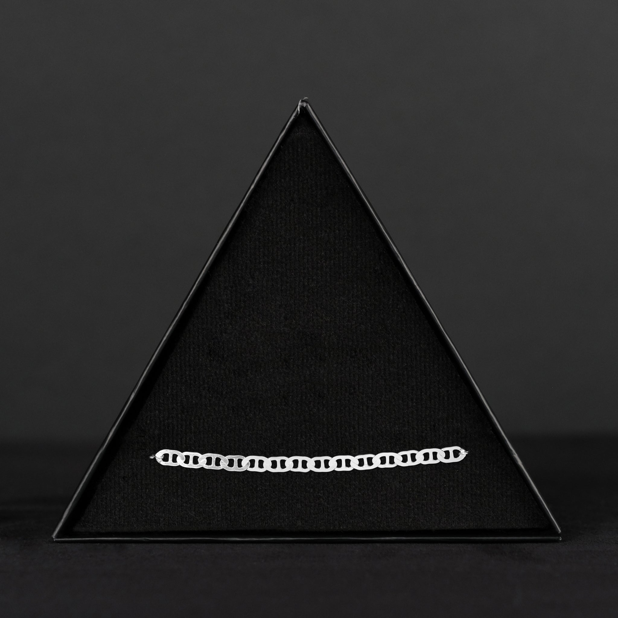 Ancla Martillada 4mm (Plata) Pulsera