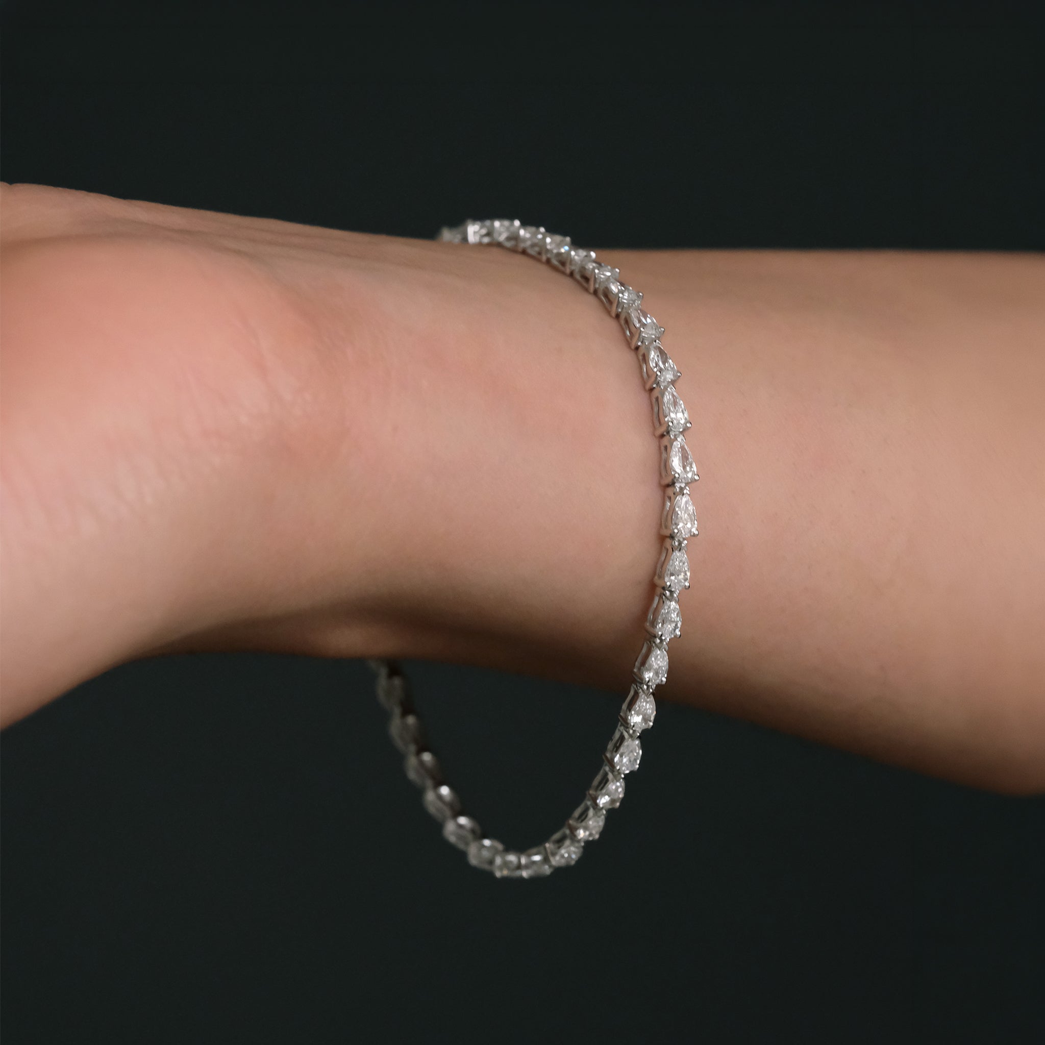 Brazalete de Tenis Lucélle Oro Sólido 14k