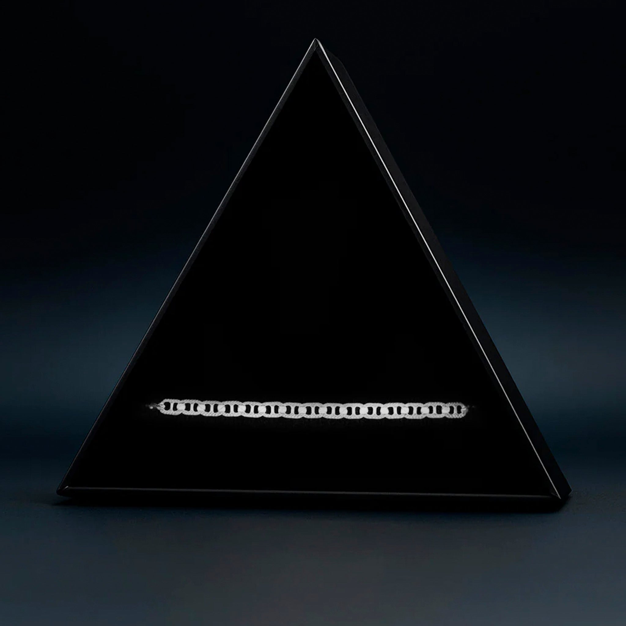 Ancla Martillada Danesa 4mm (Plata) Pulsera