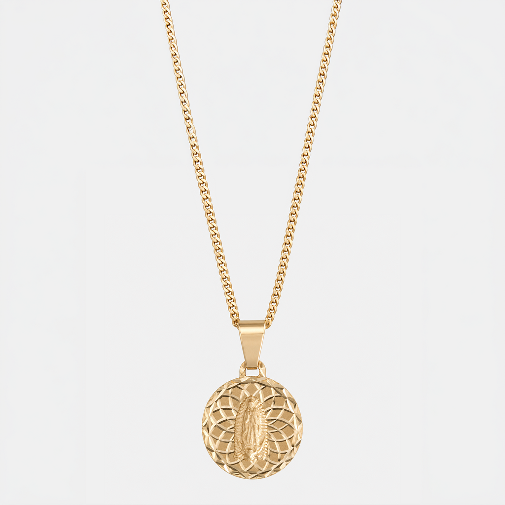 Collar Medalla Virgen en oro sólido 10K con Cadena Cuban Link de 1 mm.