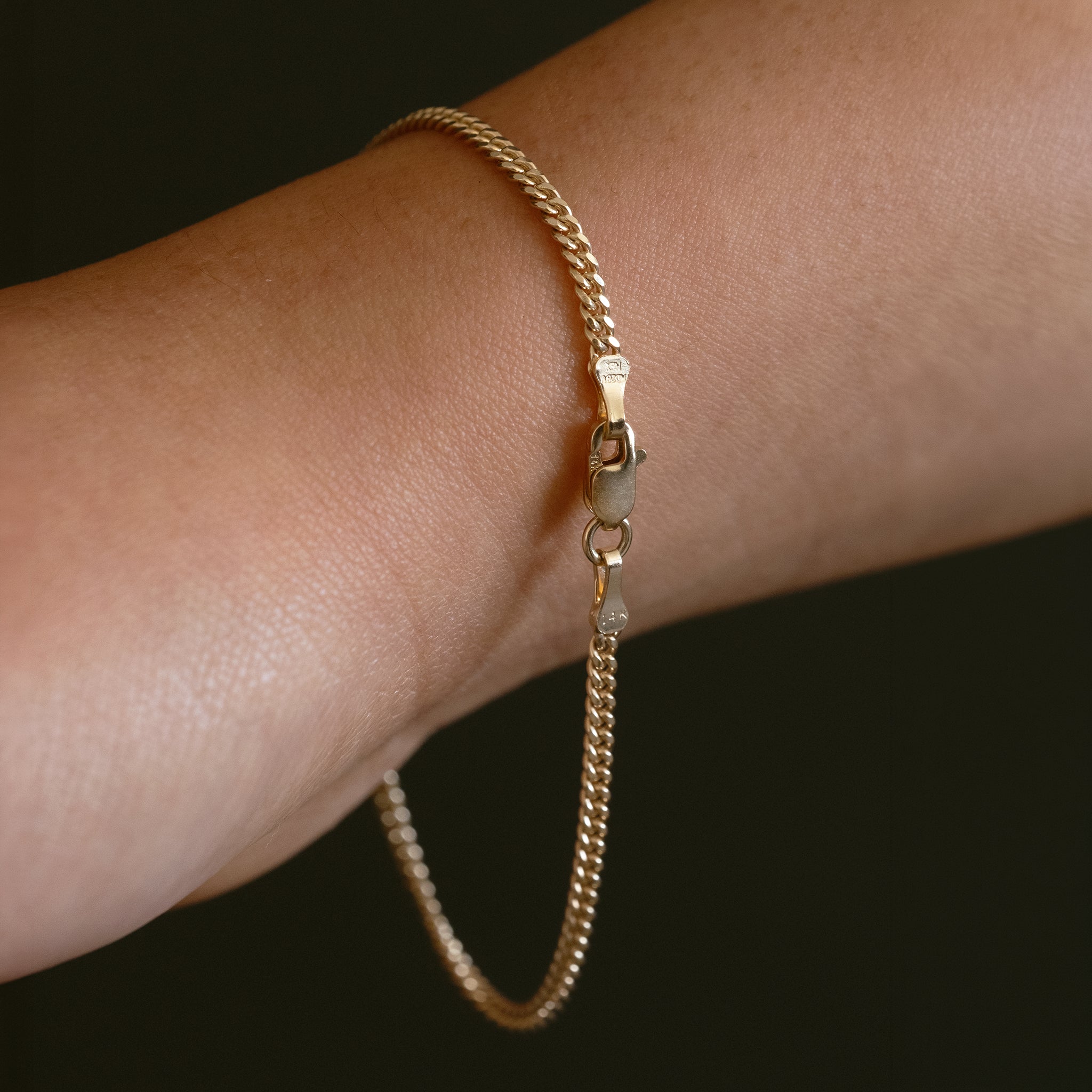 Pulsera Cuban Link 2mm Oro Sólido 14k