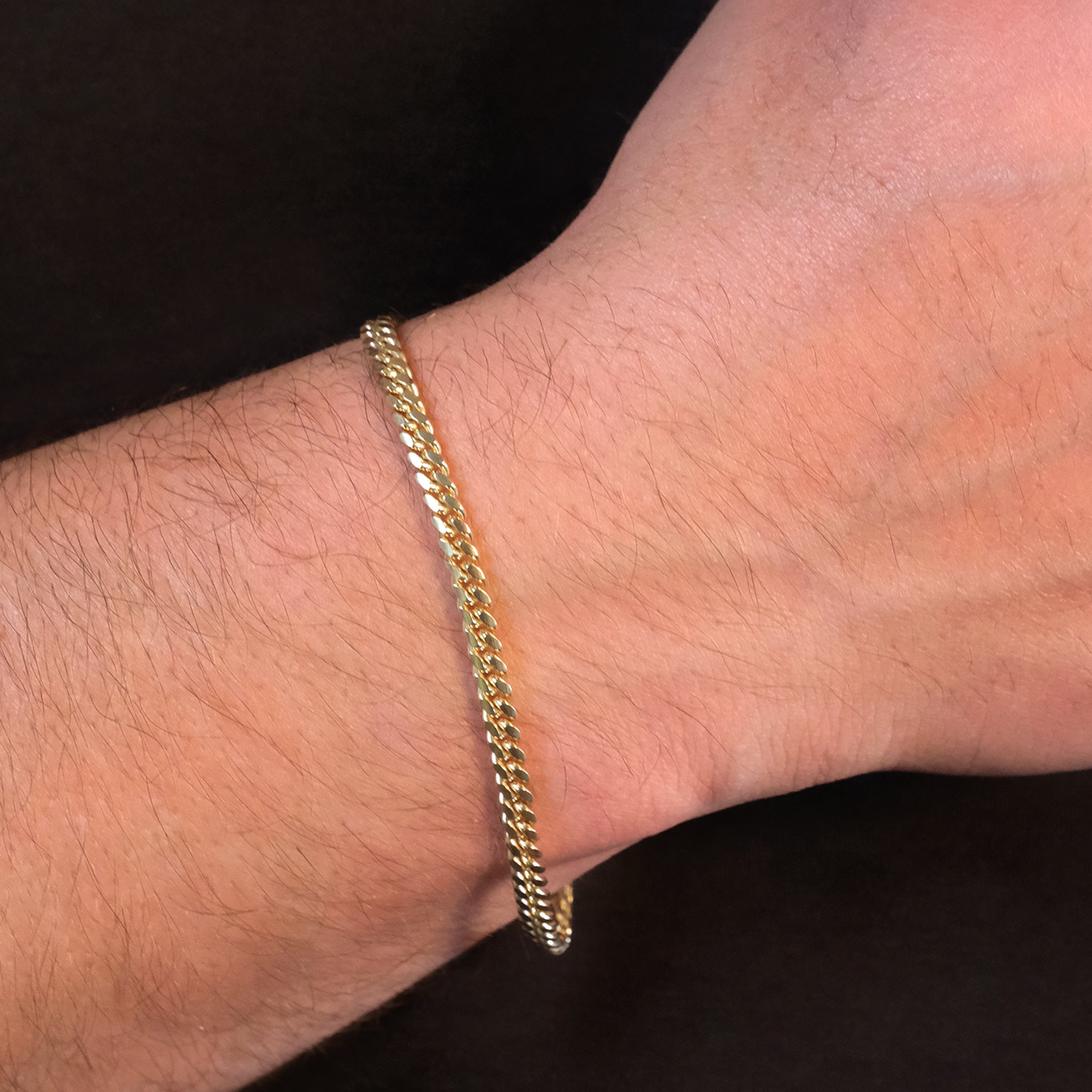 Cuban Link 4mm (Oro Sólido) Pulsera