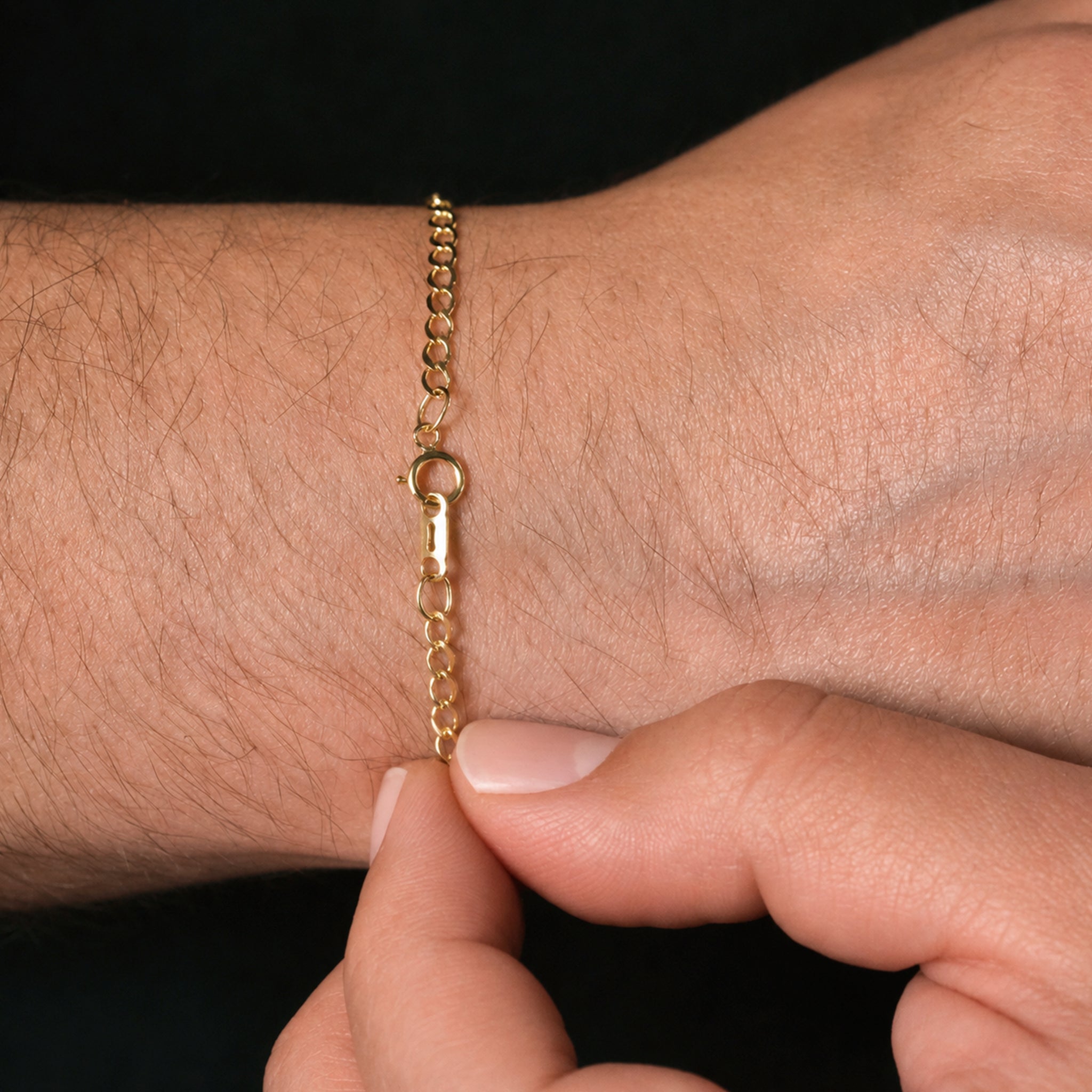 Pulsera Curb 2mm Oro Sólido