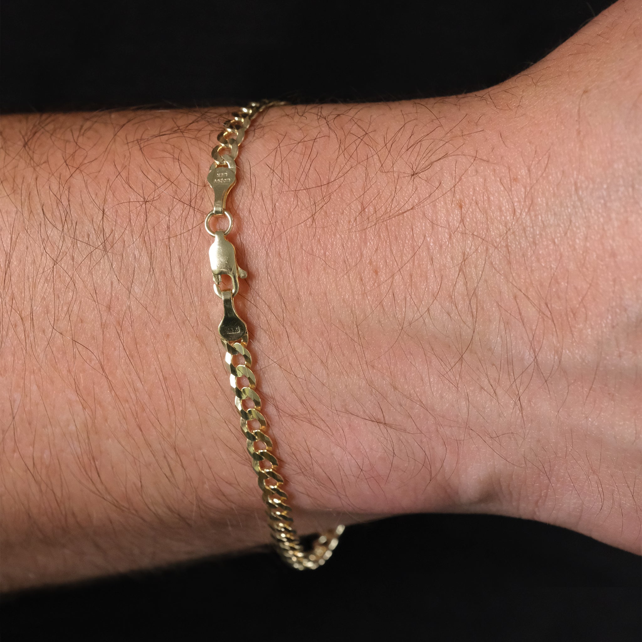Curb 4mm (Oro Sólido) Pulsera