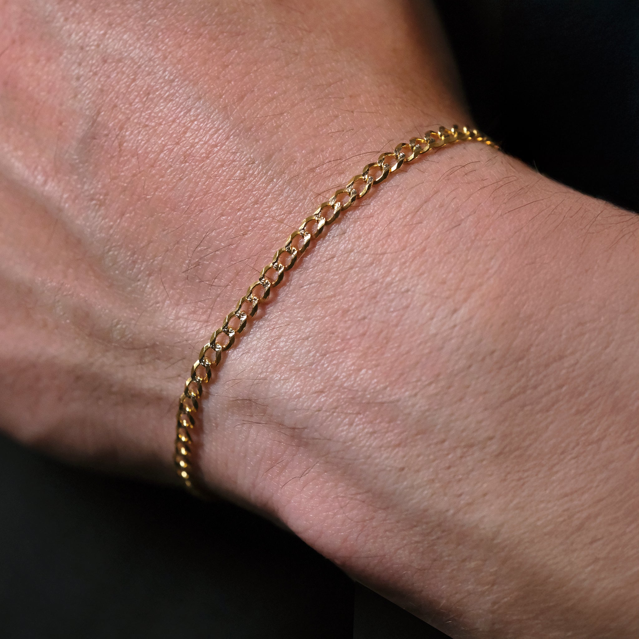 Curb Pavé 3mm (Oro Sólido) Pulsera