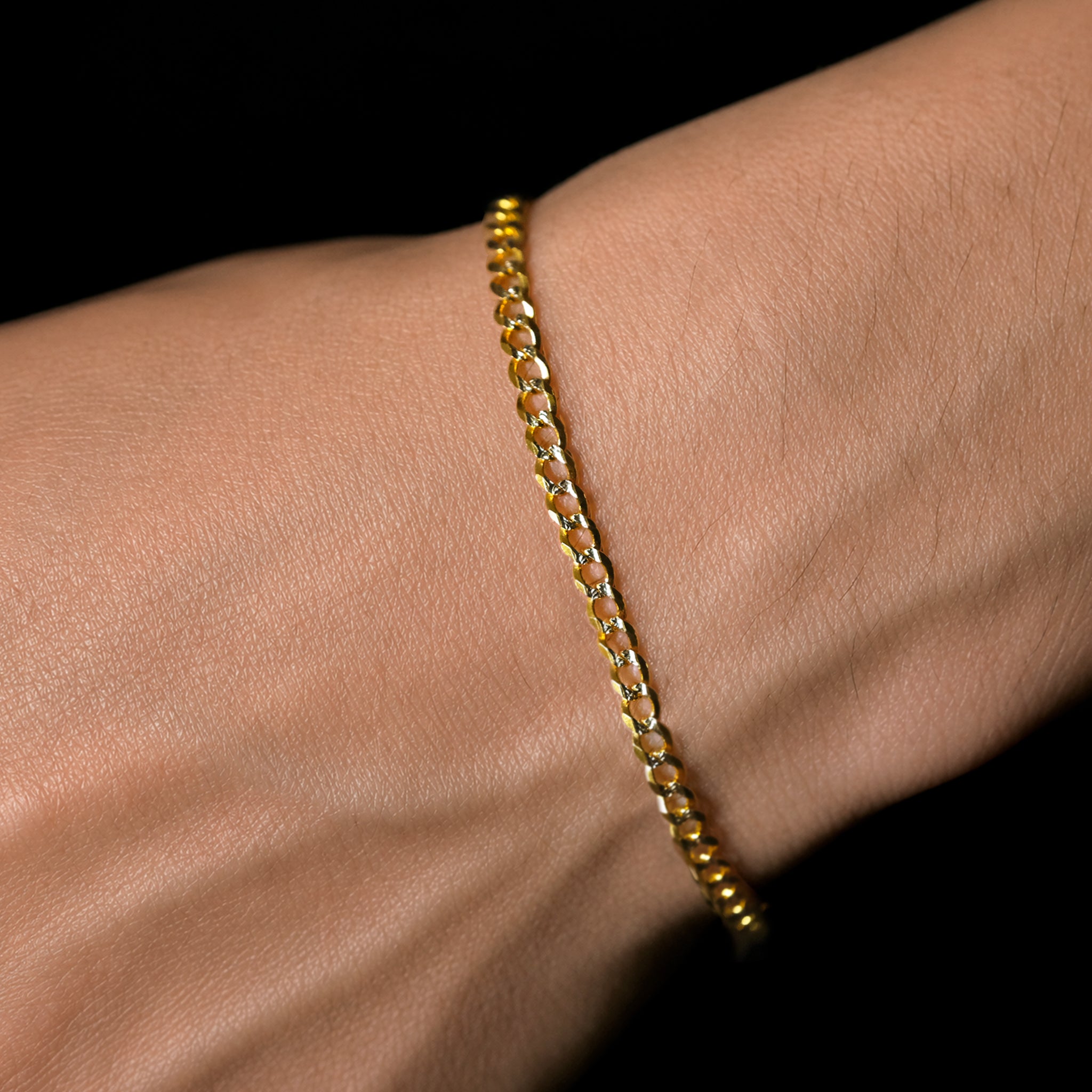 Pulsera Curb Pavé 3mm Oro Sólido