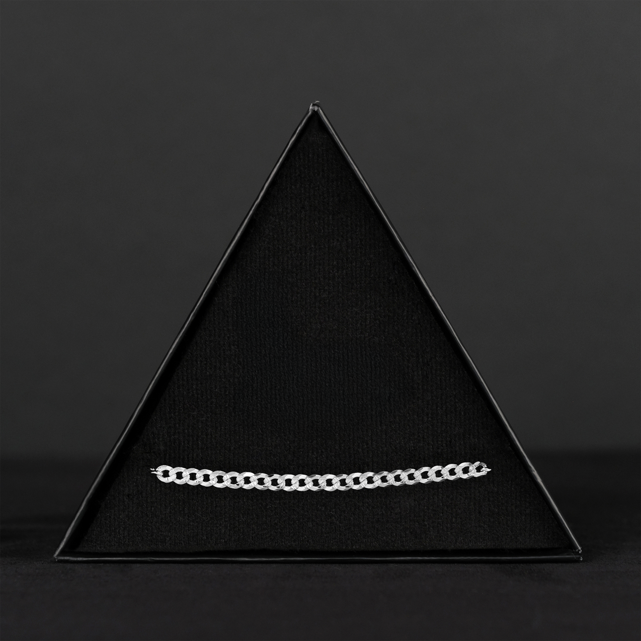 Curb Zegrinada 4mm (Plata) Pulsera