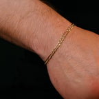 Pulsera Figaro 3X1 Abierta Pave 4mm Oro Sólido