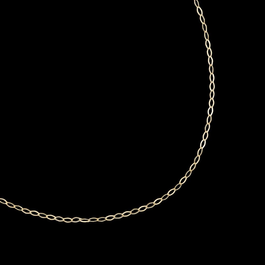 Fígaro Ancla Rombo 10k (Oro Sólido) Cadena