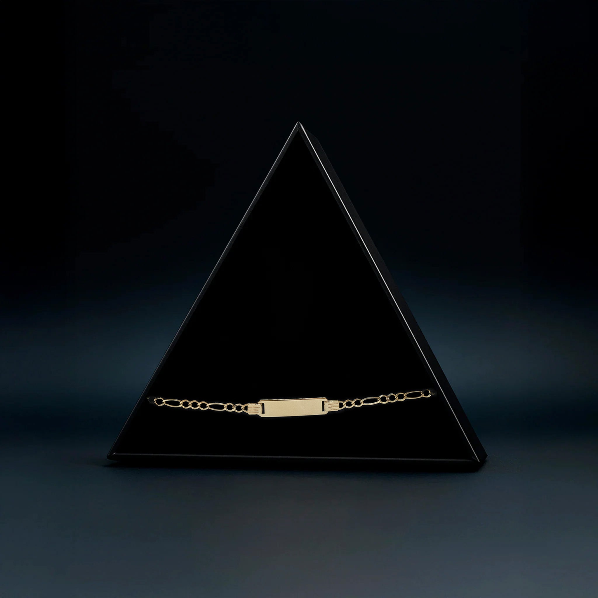 Figaro Baby 2.5mm (Oro Sólido) Placa 5mm Esclava