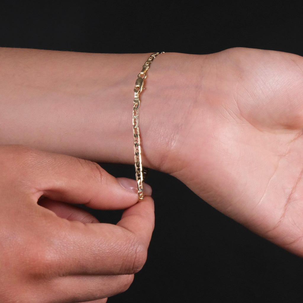 Ancla Martillada 4mm (Oro Sólido) Pulsera
