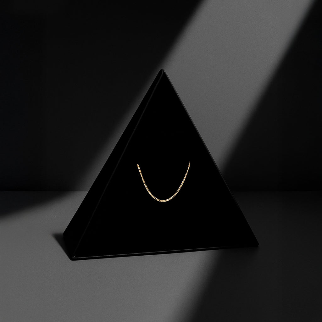 Cadena Cuban Link 1mm oro sólido 14K con empaque Triangulum