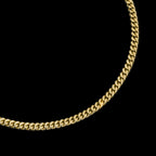 Detalle del tejido Cuban Link 2mm en oro sólido 14K