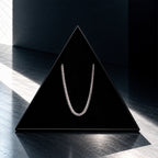 Cadena Cuban Link 2mm Plata .925 presentada en caja Triangulum Workshop
