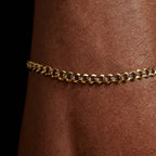 Curb Pavé 4mm (Oro Sólido) Pulsera - Triangulum Workshop